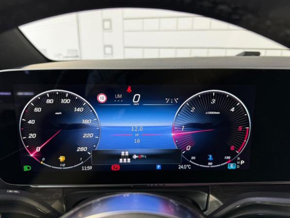 Новый Mercedes-Benz V-Класс III (W447) Рестайлинг 2 2026 года, цена 14 800 000 рублей, минивэн, Автокод Объявления