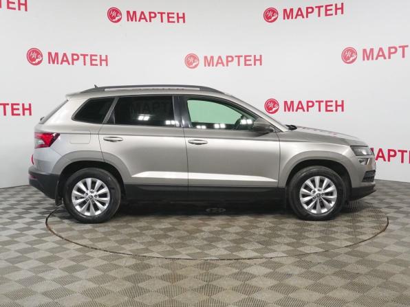 Skoda Karoq I с пробегом 2020 года, цена 2 279 000 рублей, 94400 км, внедорожник, Автокод Объявления