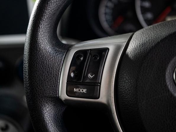 Toyota Ractis II с пробегом 2012 года, цена 875 000 рублей, 134049 км, хэтчбек, Автокод Объявления
