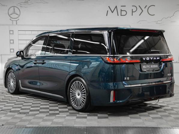 Voyah Dream I Рестайлинг с пробегом 2024 года, цена 7 450 000 рублей, 4200 км, минивэн, Автокод Объявления