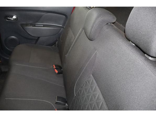 Renault Sandero II с пробегом 2015 года, цена 950 000 рублей, 105722 км, хэтчбек, Автокод Объявления