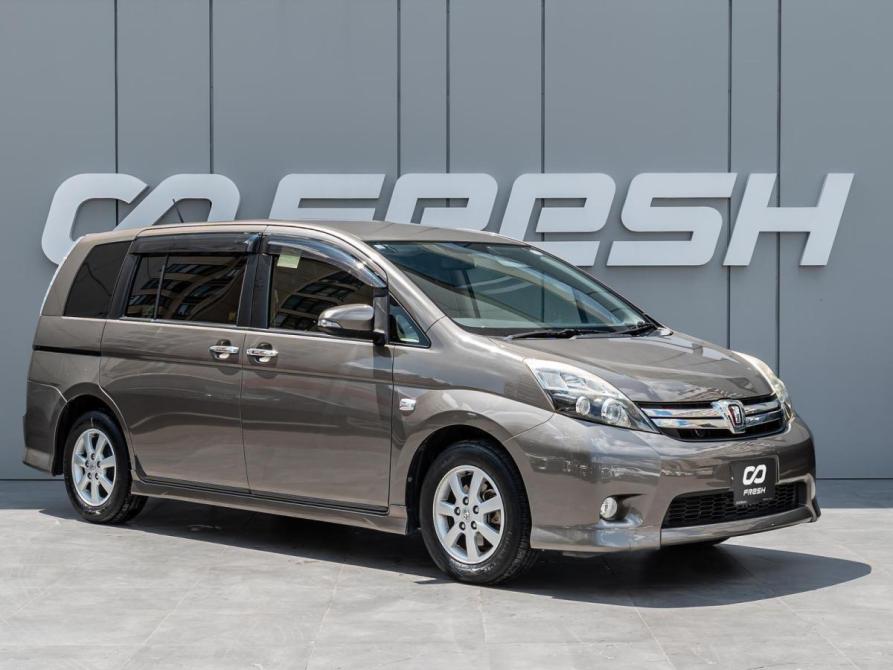 Toyota ISis I Рестайлинг Краснодар  - изображение 1
