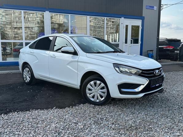 Lada (ВАЗ) Vesta I Рестайлинг (NG) с пробегом 2025 года, цена 1 048 000 рублей, 94379 км, седан, Автокод Объявления