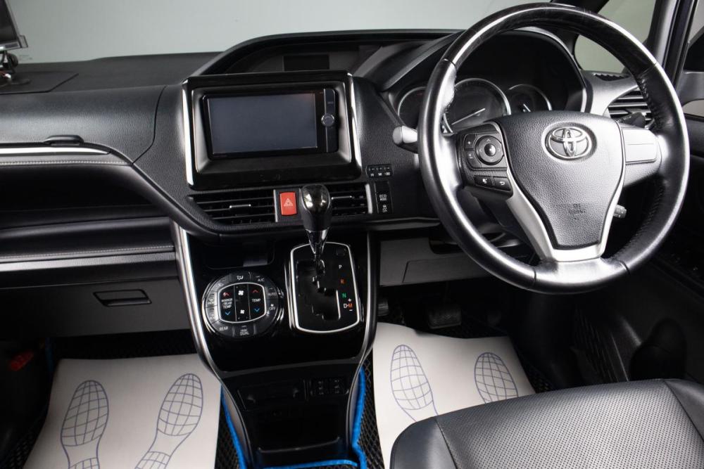 Toyota Esquire I Оренбург  - изображение 9