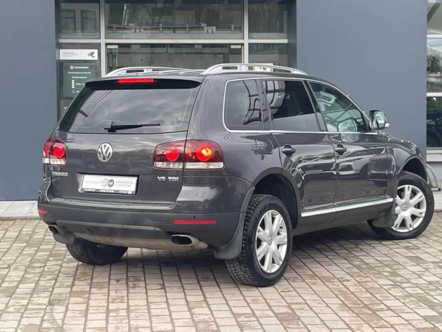Volkswagen Touareg I Рестайлинг Москва  - изображение 5