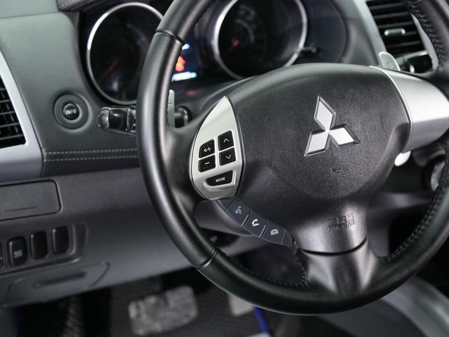 Mitsubishi Outlander II Рестайлинг Новосибирск  - изображение 21