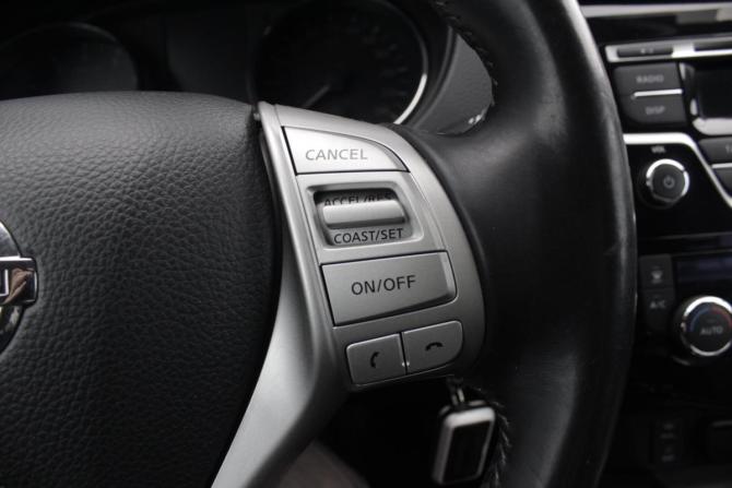 Nissan Qashqai II с пробегом 2015 года, цена 1 280 000 рублей, 192969 км, внедорожник, Автокод Объявления