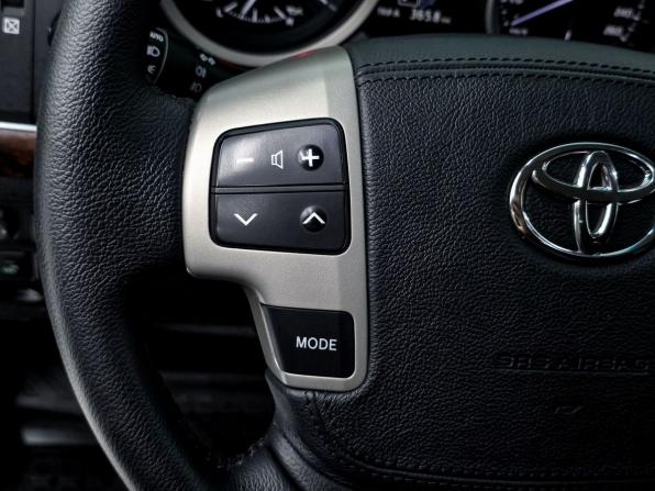 Toyota Land Cruiser 200 Series с пробегом 2012 года, цена 4 150 000 рублей, 170904 км, внедорожник, Автокод Объявления