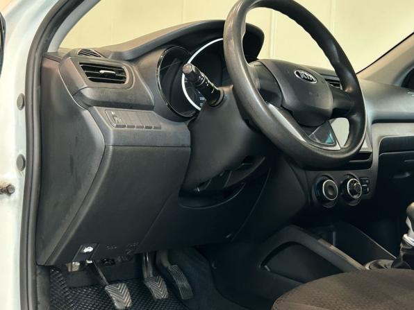 Kia Rio III с пробегом 2014 года, цена 640 000 рублей, 204000 км, седан, Автокод Объявления