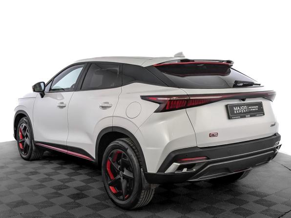 Omoda C5 I с пробегом 2022 года, цена 1 600 000 рублей, 69740 км, внедорожник, Автокод Объявления