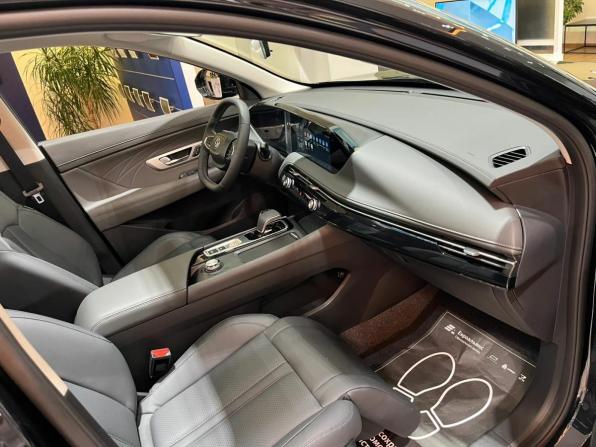 Dongfeng Huge с пробегом 2025 года, цена 2 990 000 рублей, 5 км, внедорожник, Автокод Объявления