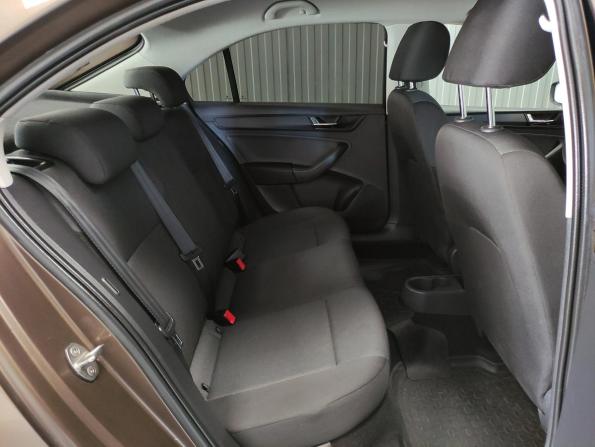 Skoda Rapid I Рестайлинг с пробегом 2019 года, цена 1 140 000 рублей, 80000 км, лифтбек, Автокод Объявления