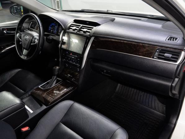 Toyota Camry VII (XV50) Рестайлинг 2 с пробегом 2017 года, цена 2 020 000 рублей, 165812 км, седан, Автокод Объявления