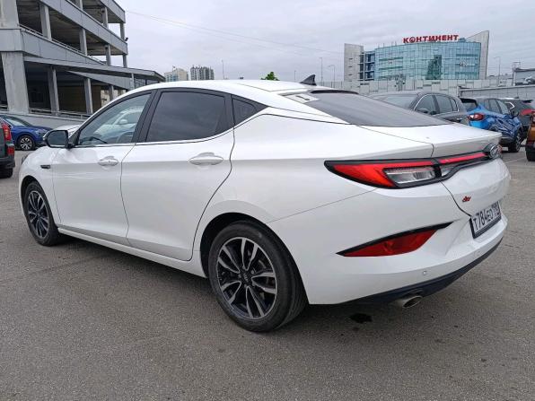 JAC J7 I с пробегом 2023 года, цена 1 099 000 рублей, 41000 км, лифтбек, Автокод Объявления