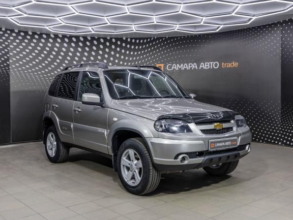 Chevrolet Niva I Рестайлинг с пробегом 2018 года, цена 888 000 рублей, 72000 км, внедорожник, Автокод Объявления