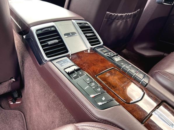 Porsche Panamera I с пробегом 2013 года, цена 2 400 000 рублей, 181126 км, лифтбек, Автокод Объявления