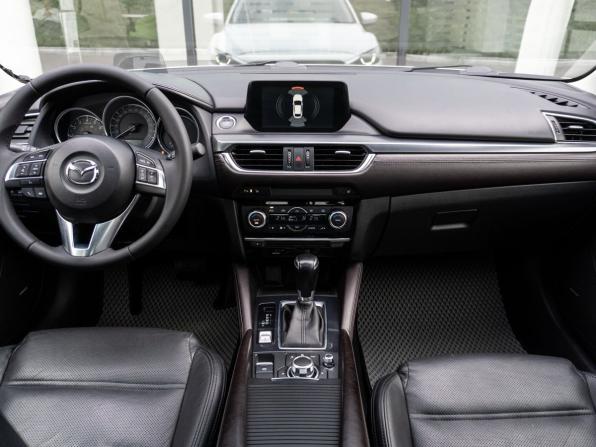 Mazda 6 III (GJ) Рестайлинг с пробегом 2015 года, цена 1 897 100 рублей, 148230 км, седан, Автокод Объявления