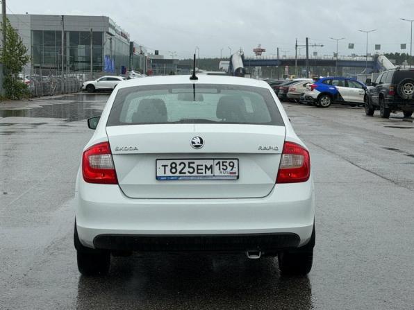 Skoda Rapid I Рестайлинг с пробегом 2017 года, цена 879 000 рублей, 215055 км, лифтбек, Автокод Объявления