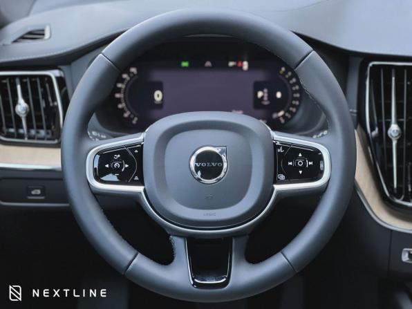 Новый Volvo XC60 II Рестайлинг 2 2026 года, цена 10 490 000 рублей, внедорожник, Автокод Объявления