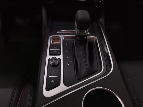 Omoda S5 с пробегом 2023 года, цена 1 540 000 рублей, 12338 км, седан, Автокод Объявления