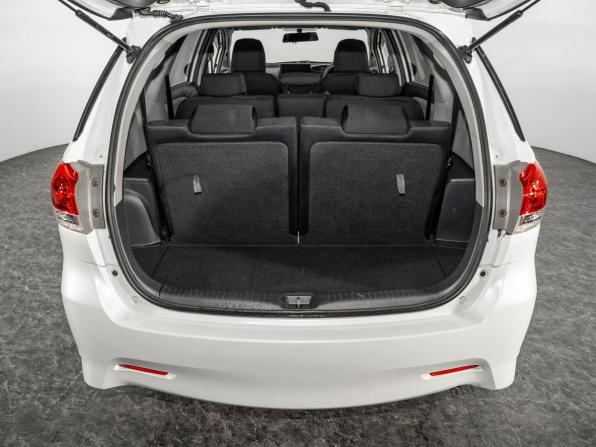 Toyota Wish II с пробегом 2010 года, цена 1 230 500 рублей, 155800 км, минивэн, Автокод Объявления