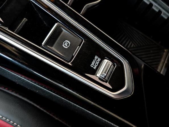 Geely Coolray I Рестайлинг с пробегом 2023 года, цена 2 010 000 рублей, 21076 км, внедорожник, Автокод Объявления