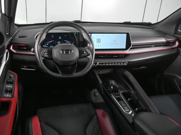 Geely Coolray I Рестайлинг с пробегом 2024 года, цена 2 199 000 рублей, 15301 км, внедорожник, Автокод Объявления