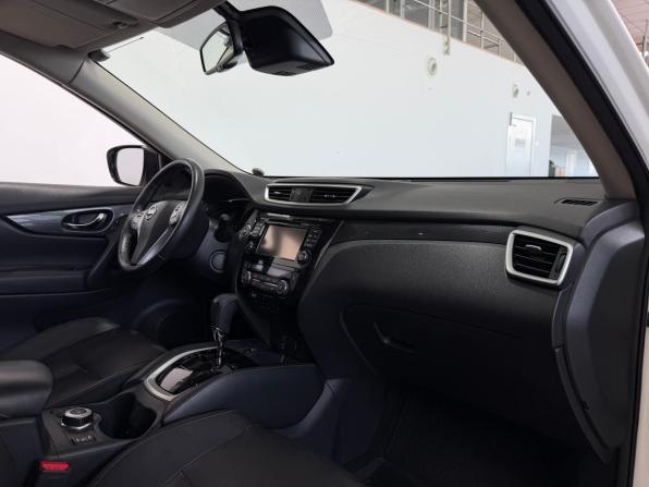 Nissan X-Trail III с пробегом 2015 года, цена 1 800 000 рублей, 155945 км, внедорожник, Автокод Объявления