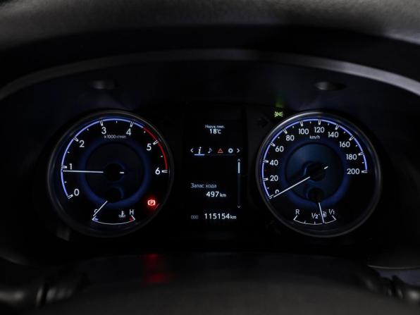 Toyota Hilux VIII с пробегом 2017 года, цена 3 200 000 рублей, 115284 км, пикап, Автокод Объявления