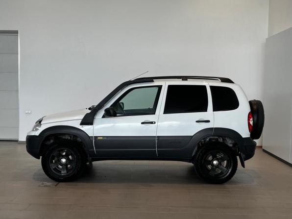 Chevrolet Niva I Рестайлинг с пробегом 2016 года, цена 635 000 рублей, 216098 км, внедорожник, Автокод Объявления
