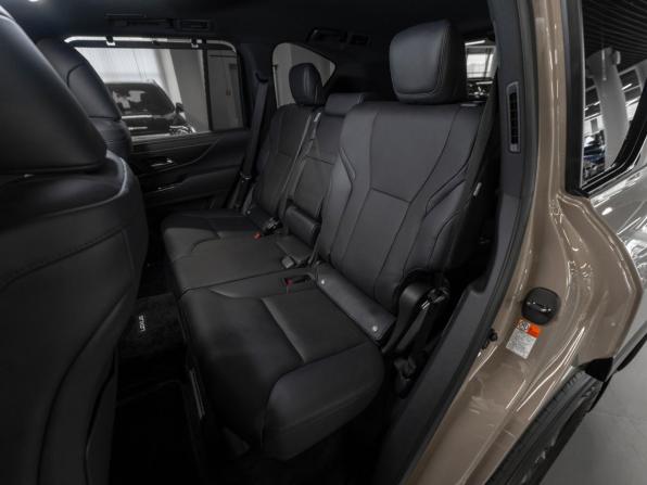 Lexus LX IV с пробегом 2025 года, цена 17 300 000 рублей, 19 км, внедорожник, Автокод Объявления
