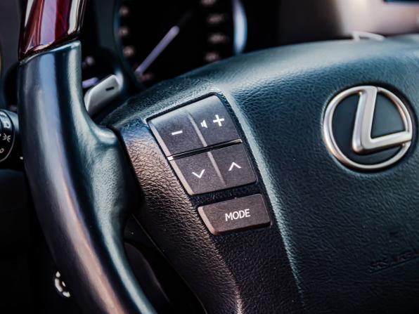 Lexus LX III Рестайлинг с пробегом 2013 года, цена 5 700 000 рублей, 76317 км, внедорожник, Автокод Объявления