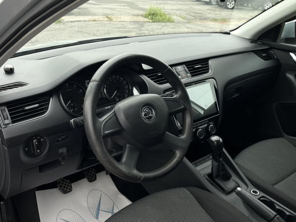 Skoda Octavia III (A7) с пробегом 2015 года, цена 888 000 рублей, 199721 км, лифтбек, Автокод Объявления