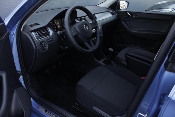 Skoda Rapid I с пробегом 2016 года, цена 1 210 000 рублей, 162190 км, лифтбек, Автокод Объявления