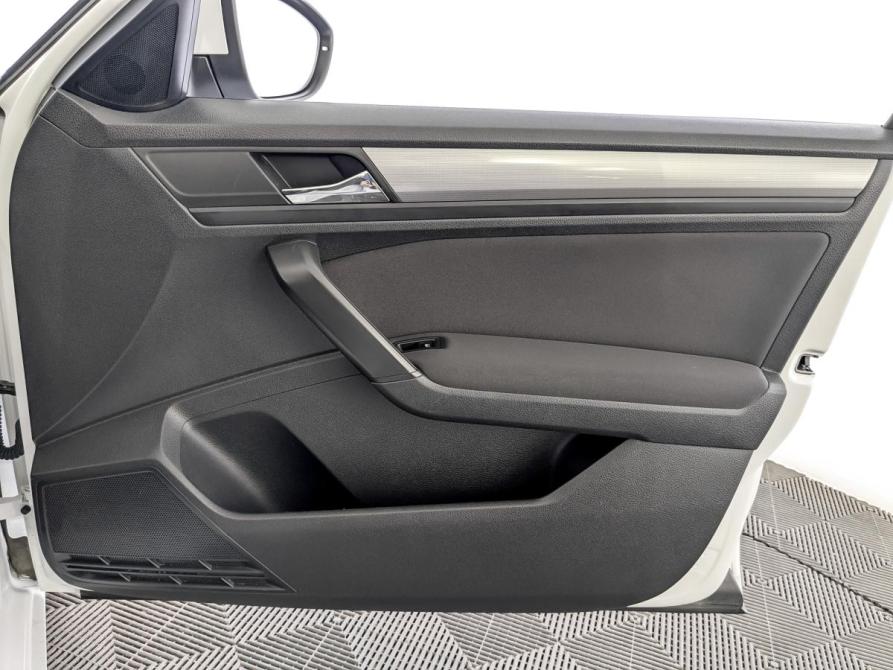 Volkswagen Bora IV Москва  - изображение 24