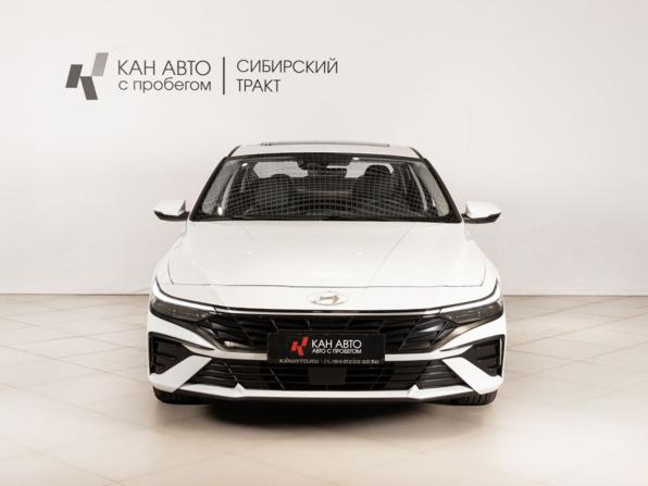 Hyundai Elantra VII (CN7) Рестайлинг с пробегом 2024 года, цена 2 318 200 рублей, 10582 км, седан, Автокод Объявления