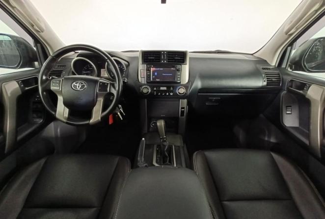 Toyota Land Cruiser Prado 150 Series Рестайлинг 1 с пробегом 2013 года, цена 2 680 000 рублей, 194135 км, внедорожник, Автокод Объявления