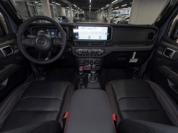Jeep Wrangler IV (JL) Рестайлинг с пробегом 2025 года, цена 8 600 000 рублей, 40 км, внедорожник, Автокод Объявления