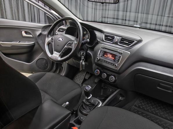 Kia Rio III Рестайлинг с пробегом 2015 года, цена 949 000 рублей, 115100 км, седан, Автокод Объявления