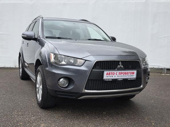 Mitsubishi Outlander II Рестайлинг с пробегом 2011 года, цена 1 060 000 рублей, 204039 км, внедорожник, Автокод Объявления