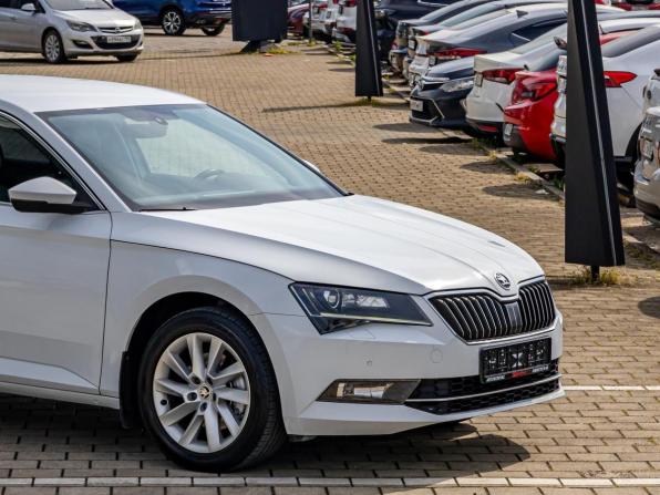Skoda Superb III с пробегом 2019 года, цена 1 825 000 рублей, 84000 км, лифтбек, Автокод Объявления