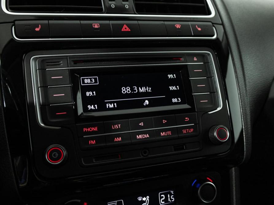Volkswagen Polo V Рестайлинг Санкт-Петербург  - изображение 15