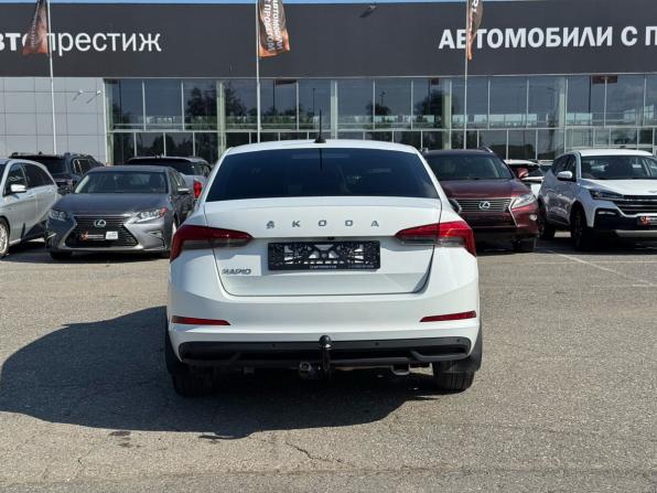 Skoda Rapid II с пробегом 2021 года, цена 1 389 000 рублей, 66000 км, лифтбек, Автокод Объявления
