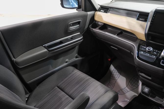 Honda Freed II с пробегом 2018 года, цена 1 669 000 рублей, 86000 км, компактвэн, Автокод Объявления