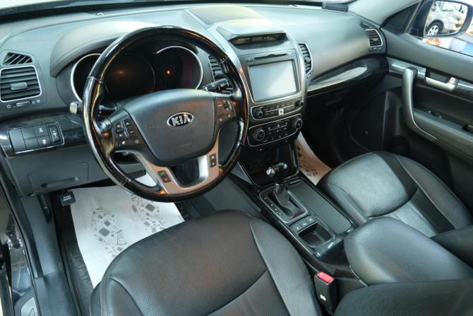 Kia Sorento II Рестайлинг с пробегом 2016 года, цена 2 289 000 рублей, 72440 км, внедорожник, Автокод Объявления