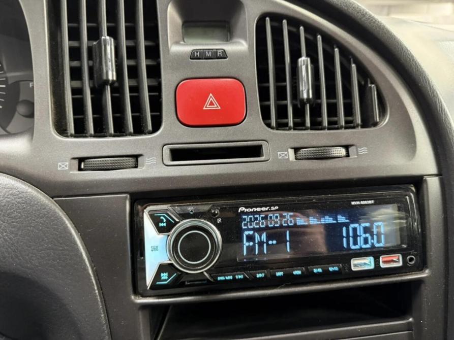 Hyundai Elantra III (XD2) Рестайлинг Набережные Челны  - изображение 11