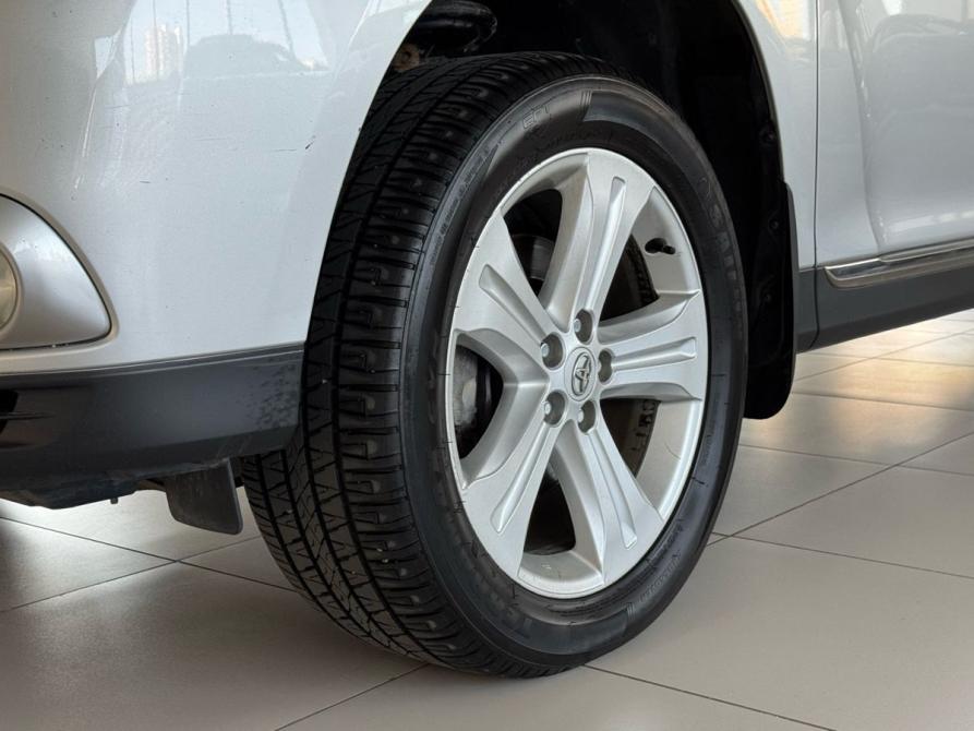 Toyota Highlander II (XU40) Рестайлинг Челябинск  - изображение 35