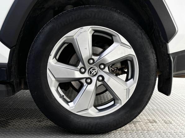 Toyota RAV4 V (XA50) с пробегом 2021 года, цена 3 899 000 рублей, 73500 км, внедорожник, Автокод Объявления