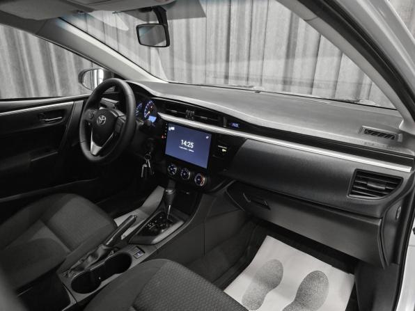 Toyota Corolla XI (E160 E170 E180) с пробегом 2013 года, цена 1 135 000 рублей, 150000 км, седан, Автокод Объявления