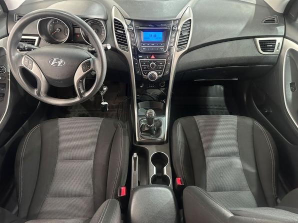 Hyundai i30 II с пробегом 2012 года, цена 798 000 рублей, 160560 км, хэтчбек, Автокод Объявления